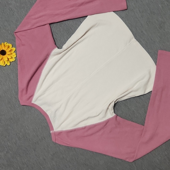 RARE!! ARIZONA Social Butterfly Raglan Colorblock Long Sleeved Crop Top Baby Tee - Picture 5 of 13